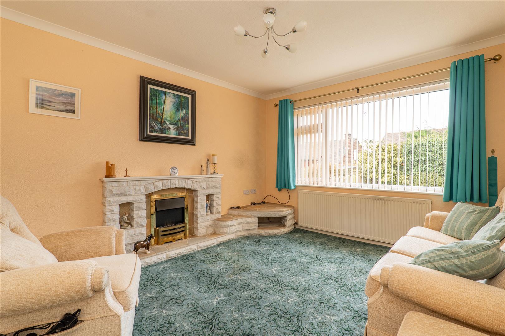 2 bed property in Fife Close, Chorley
